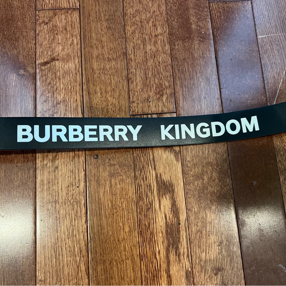 Burberry belt